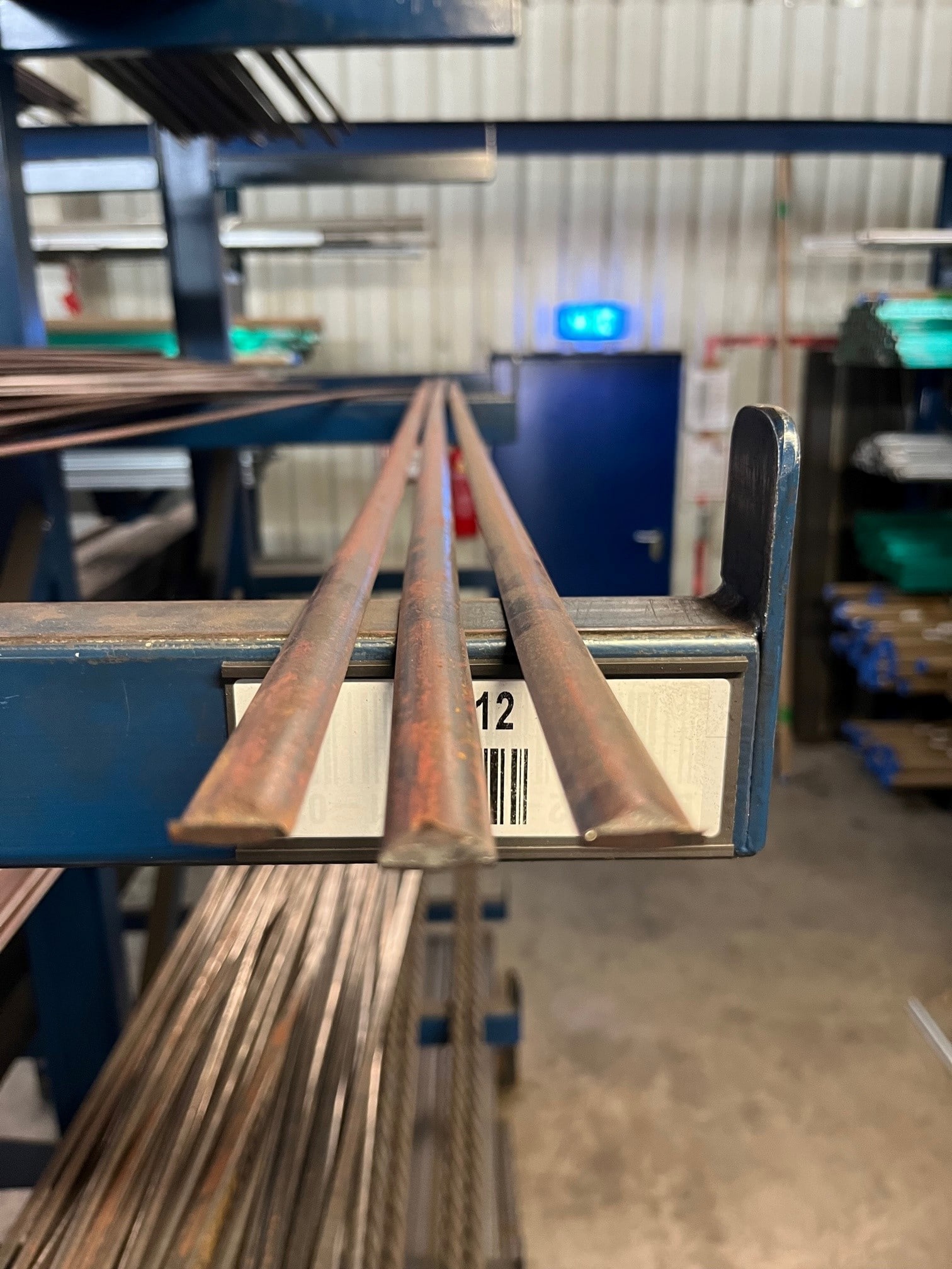 Bundmaterial Material: 16x5 mm Länge: 2000 mm Stahl S235JR, roh